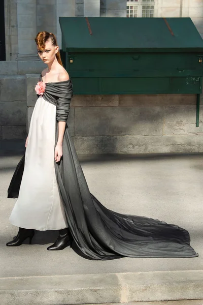 Look 61